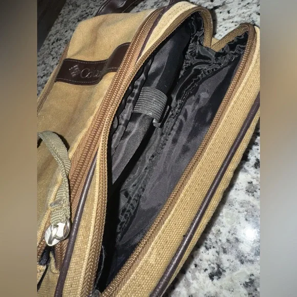 Columbia canvas leather neutral small Sage Travel Bag zip up multi-compartment - Picture 4 of 9